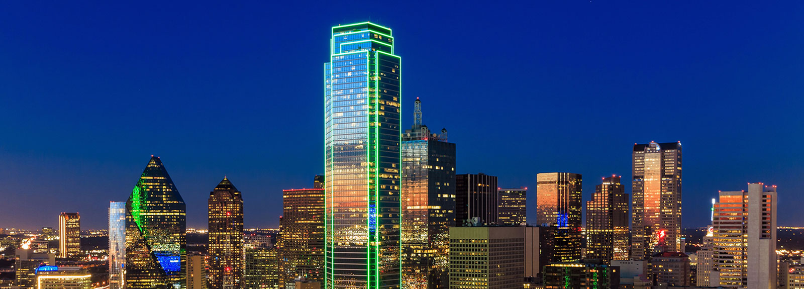 002-a_Downtown_Dallas.jpg